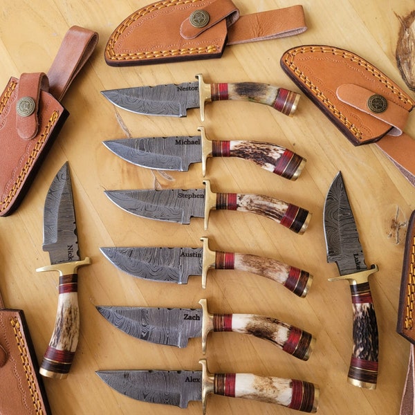 Personalisiertes Set für Groomsmen Damaszener Stahl Jagdmesser Griff Hirschgeweih Die Grifffarbe könnte anders sein als Pics Groomsman Geschenk