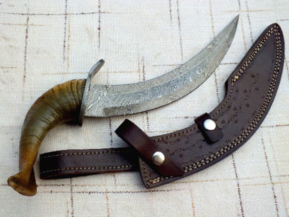 Damascus knife Gift Forged DAMASCUS Steel Hunting Knife With Ram Horn Handle, Gift for him, Outdoor Knife gift
