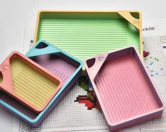 SPECIAL RAINBOW EDITION - Diamond Painting Tray with Lid