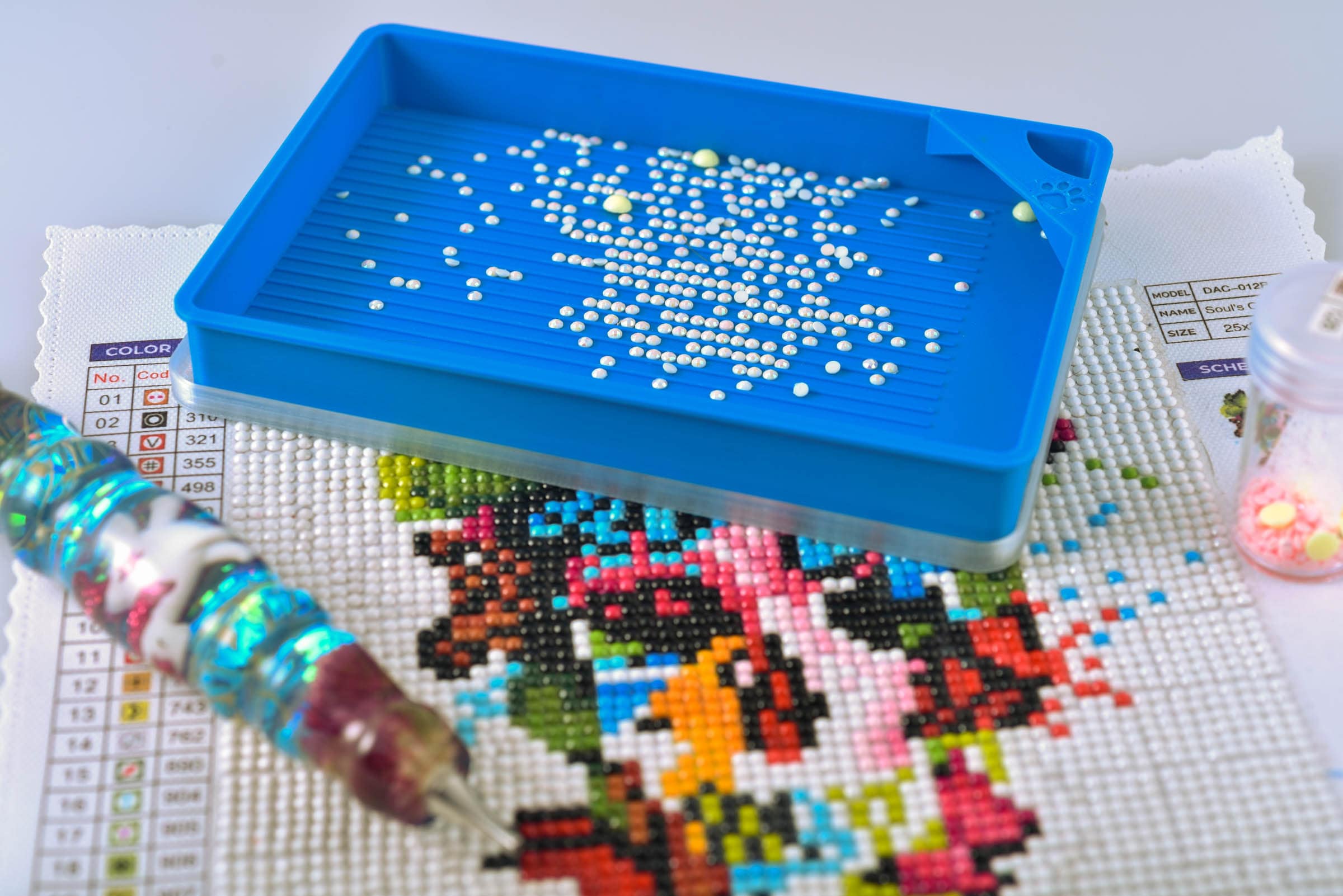 3D Printed Diamond Painting Peg Board Travel Tray, mostly Cat