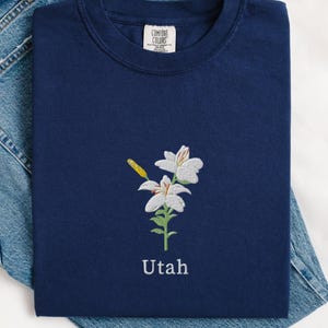 Comfort Colors Utah T-Shirt, Embroidered Utah State Flower Shirt, Sego Lily Shirt, Custom Embroidered Utah T-Shirt