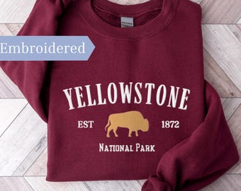 Embroidered Yellowstone National Park Sweatshirt, Custom Hiking Souvenir Sweater