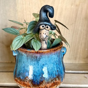 Garden Wizards & Worms, Garden Pottery Wormies