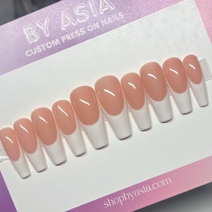 French Tip Press On Nail Set