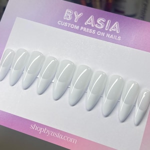 White French Tip Press On Nail Set | All white french tip nails | Simple Nails