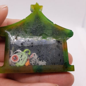 Creepy Circus Tent shaker magnet
