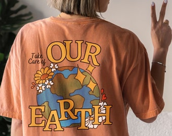 Comfort Colors® Granola Girl Aesthetic Shirt, Environmental Hipster T-Shirt, Earth Day Tee, Cute Graphics Tee for Women, Save the Planet Te