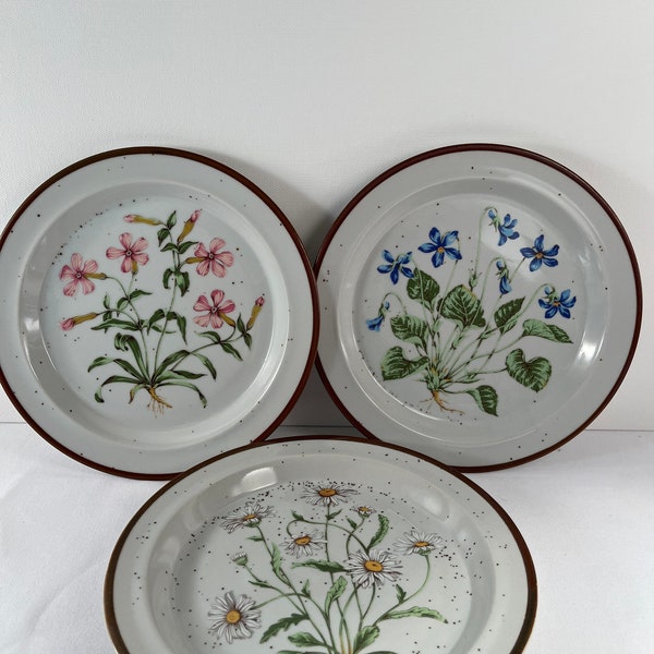 Vintage Wildflower Stoneware Salad Plates