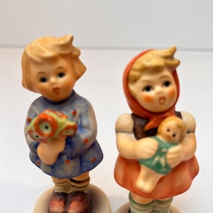 Hummel set of 2