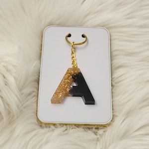 Chaveiros artesanais com letras A-Z, chaveiro personalizado com letras iniciais pretas e douradas, melhores ideias de presentes para ela, presente para ele, presente para melhor amigo