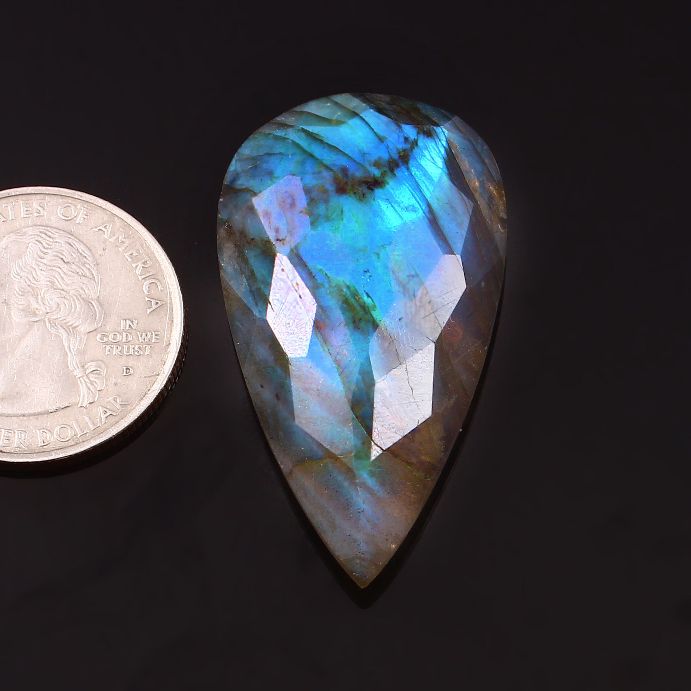 天然ラブラドライト ファセットカット 22 x 41 MM ペアシェイプ ルース