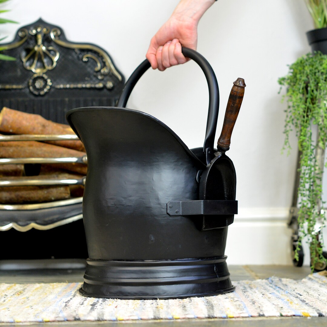 Traditional Coal Bucket With Shovel in Black/ Coal Bucket / Shovel