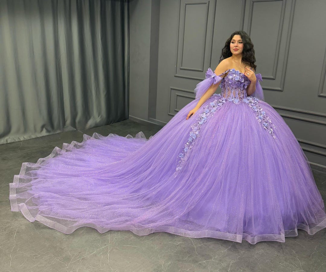 ライラック キンセアニェーラ ドレス、ライラック ウェディング ドレス - Etsy 日本, image size:1080x902