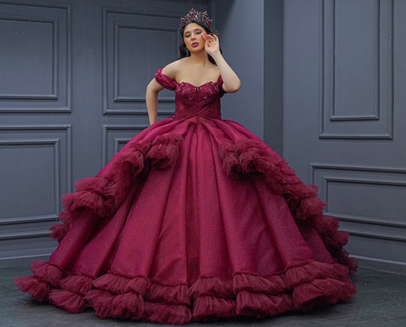 burgundy ball gown quinceanera dresses Misshow Burgundy Red Quinceanera Dress 3D Floral Applique Sweetheart Neckline Tulle Ball Gown for Sweet 15 & 16 Celebrations