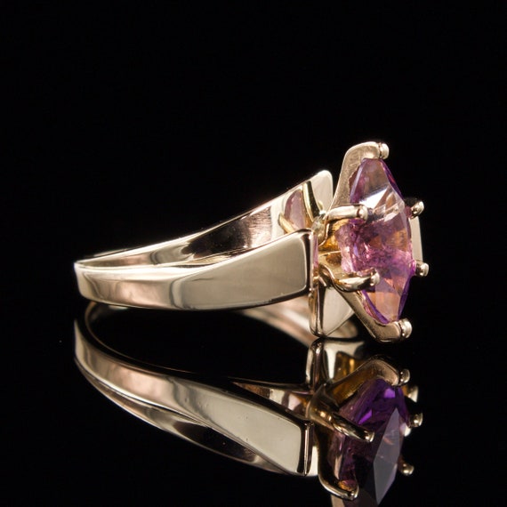 Size 5 3/4 Solid 14k Gold Amethyst Solitaire - image 1