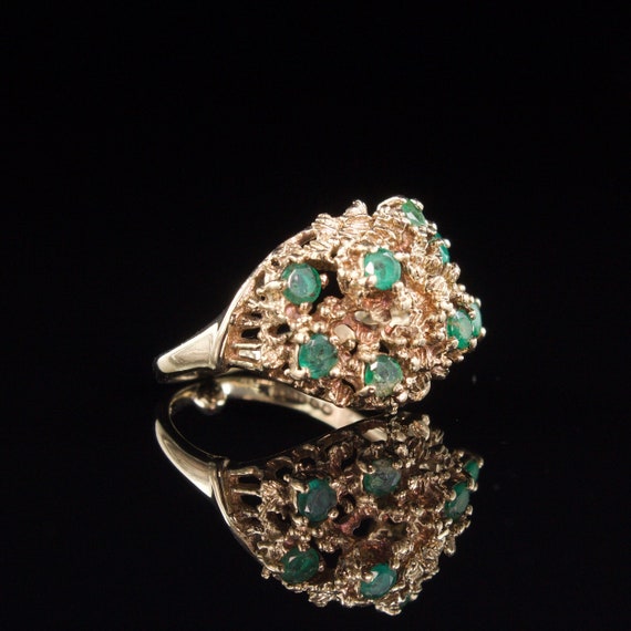 Size 6.5 Solid 9k Gold Natural Emerald Ring - image 1