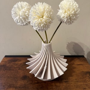 Karioshort Vase, 3d Printed, For Dried Flowers, Home Decor, Marble Vase, For Fake Flowers, Stylish Decor, Table Centrepiece