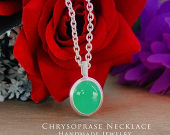 Chrysoprase Necklace ~ Dainty Silver Necklace ~ Vermeil Gold Necklace ~ Gift For Her ~ Green Color Oval Shape ~ Chrysoprase Pendant ~ P-0026