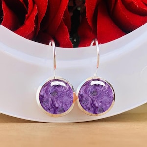 Naturliga Charoite Silverörhängen ~ Charoite Attraktionsten ~ Rund lila sten ~ Present till mamma ~ Födelsedagspresent ~ E-0013