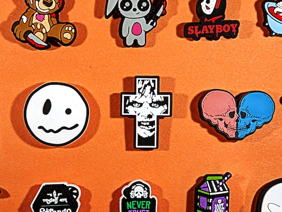 HALLOWEEN SHOE CHARMS for perforated clogs - A collection of horror, creepy and funny charms for spooky season!
