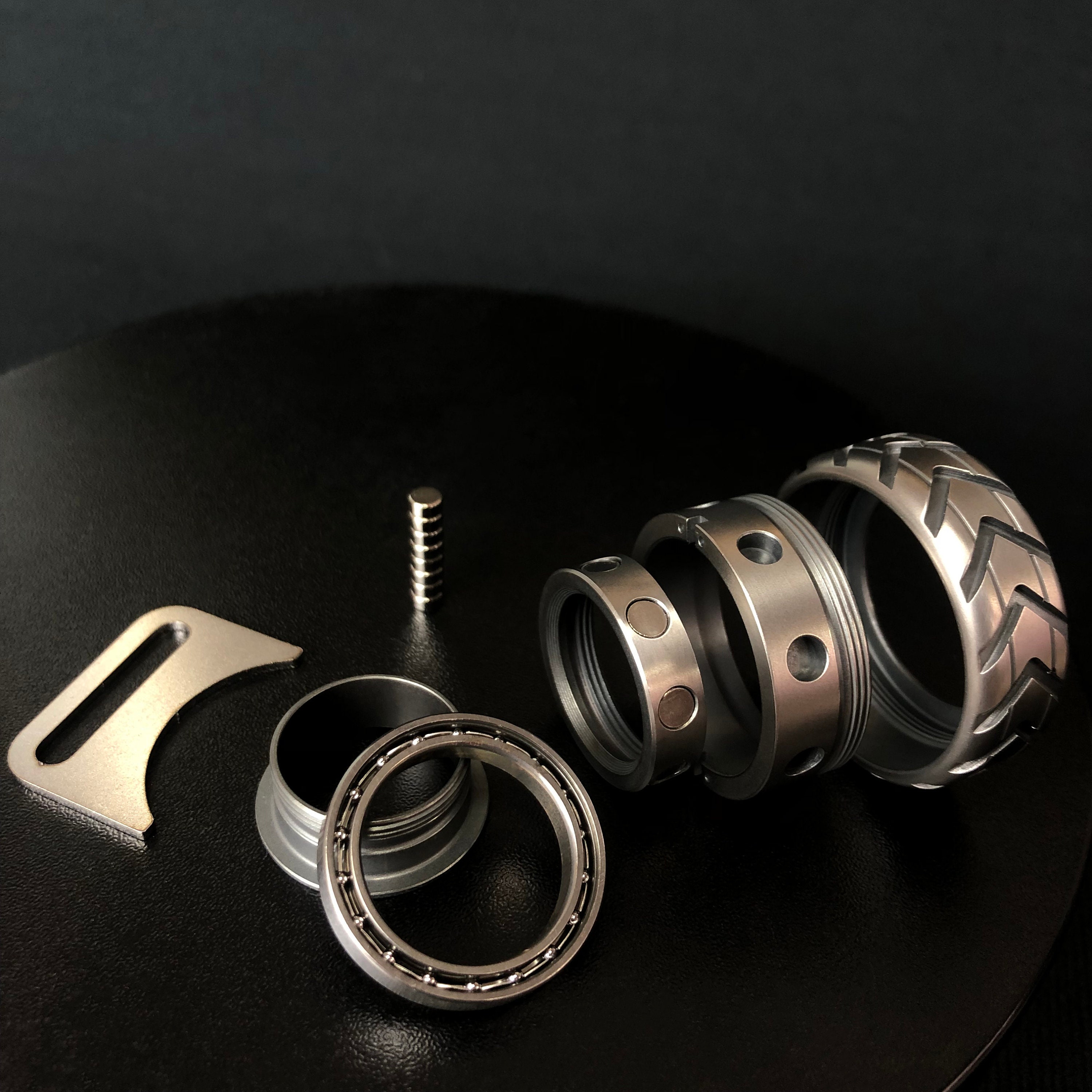 edc-fidget-sliders-fidget-toys-stress-relief-for-adults-magnetic-metal