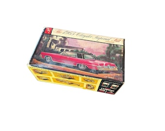 AMT Model Car Kit 1965 Chrysler Imperial Hardtop 1/25 Scale 3-in-1 Customizing