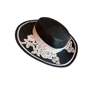 Vintage Boater Hat Black Cream Lace Floral Wide Brim Skimmer Formal Hat Vintage 1920s Straw Boater / Skimmer Hat 6 3/4 Southcomb  main image 3