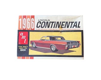 AMT Model Kit 1966 Lincoln Continental 1/25 Scale Gene Winfield Customizing