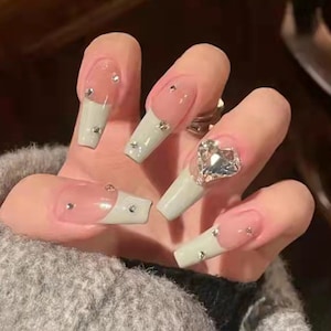 White princess french press on nails | french nails | white nails