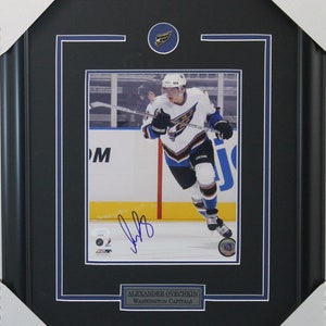 Alex Ovechkin Washington Capitals Autographed Hockey Puck - Autographed NHL  Pucks