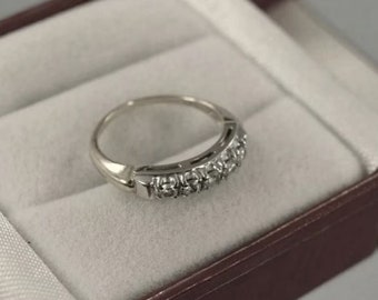 Zeitloser Ehering mit fünf Steinen, 14 Karat Weißgold vergoldet, 1 Karat Diamant im Rundschliff, Statement-Verlobungsring, Jubiläums-Versprechensring, Geschenke