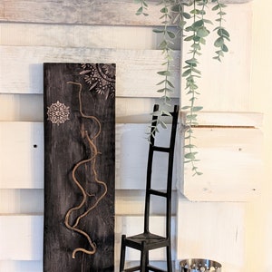 Décoration murale, mural, vieux bois avec branche, upcycling, marron foncé, shabby, décoration florale, cadeau, décoration