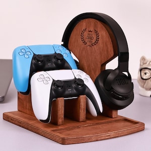 Regalo de Navidad para él: Soporte de madera personalizado para mando y auriculares - Regalo de cumpleaños para marido - Decoración para habitación de gamer - Accesorios tecnológicos (regalos)