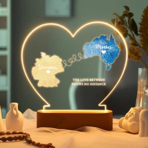 Luz nocturna personalizada con dos mapas: regalo para el Día de la Madre a distancia, regalo de cumpleaños para mamá, regalo de hija para mamá, regalo único para el Día de la Madre.