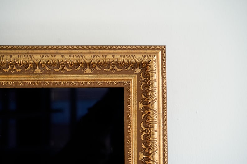 Custom TV Frame for All TV Brands – Decorative Bezel for All TV Models - Handmade Modern & Rustic Style Tv Frame - Art Display Frame