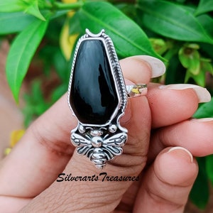 Black Onyx bee Ring, 925 Sterling Silver, Gemstone Ring, Handmade Ring, Gift For Her, Bee Ring, Shining Ring, Beautiful Ring, Giftable.