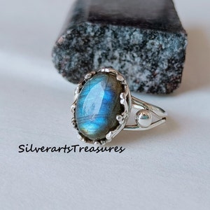 Blue Labradorite Ring, 925 Sterling Silver, Women Ring, Handmade Ring, Gemstone Ring, Dainty Ring, Boho Ring, Designer Ring, Unique Jewelry