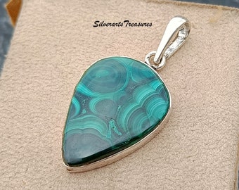 Malachite Pendant, 925 Sterling Silver, Boho Pendant, Stylish Pendant, Gift For Her, Malachite Jewelry, Birthday Gift, Gemstone jewelry.