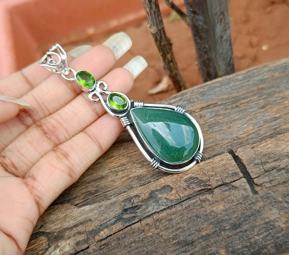 綠松石 925銀 ペンダント Handmade Green Jade 925 Sterling Silver Pendant: Boho Gemstone
