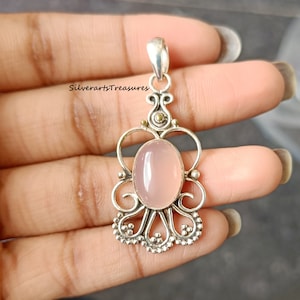 Rose Quartz Pendant, Boho Pendant, 925 Sterling Silver Pendant, Gemstone Pendant, Stylish Pendant, Gift, Handmade Pendant, Gift For Her