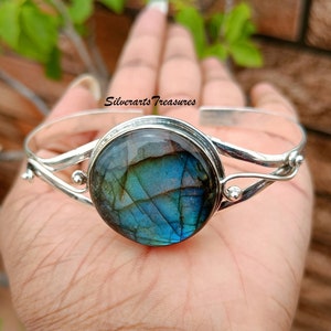 Blue Fire Labradorite Bangle, 925 Sterling Silver, Gemstone Bangle, Gift For Her, Round Shape Bangle, Stylish Bangle, Trending Bangle.