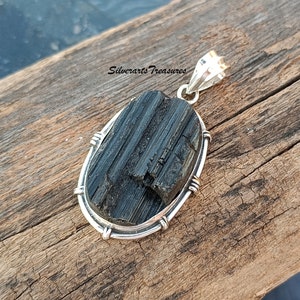 Black Tourmaline Rough Pendant 925 Sterling Silver Pendant Brand New Pendant Handmade Gemstone Pendant Best Gift For Mother Vintage Pendant