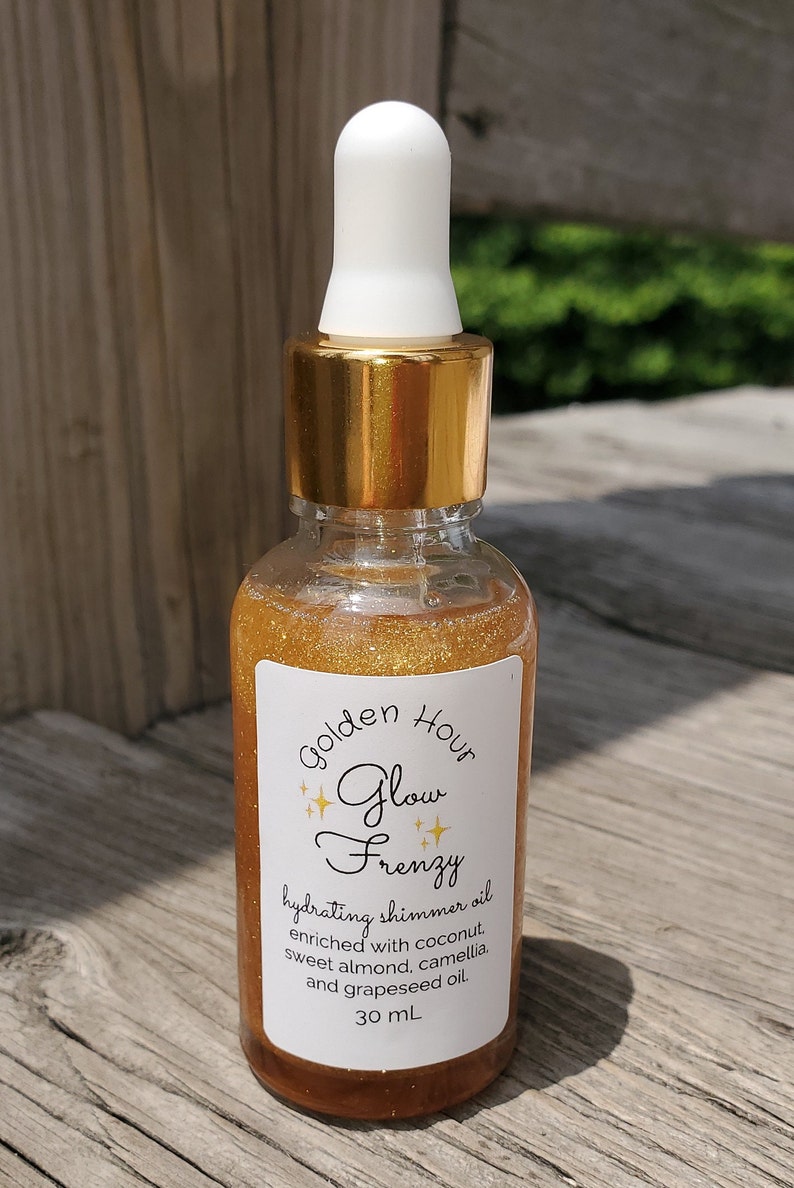 Hydrating Shimmer Oil Body/Face/Hair image 3