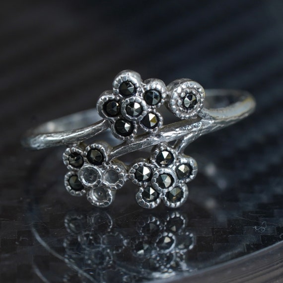 Size 6.5, vintage sterling silver 925 flower ring… - image 1