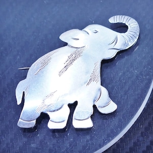 Vintage sterling silver 925 handmade elephant brooch, stamped sterling