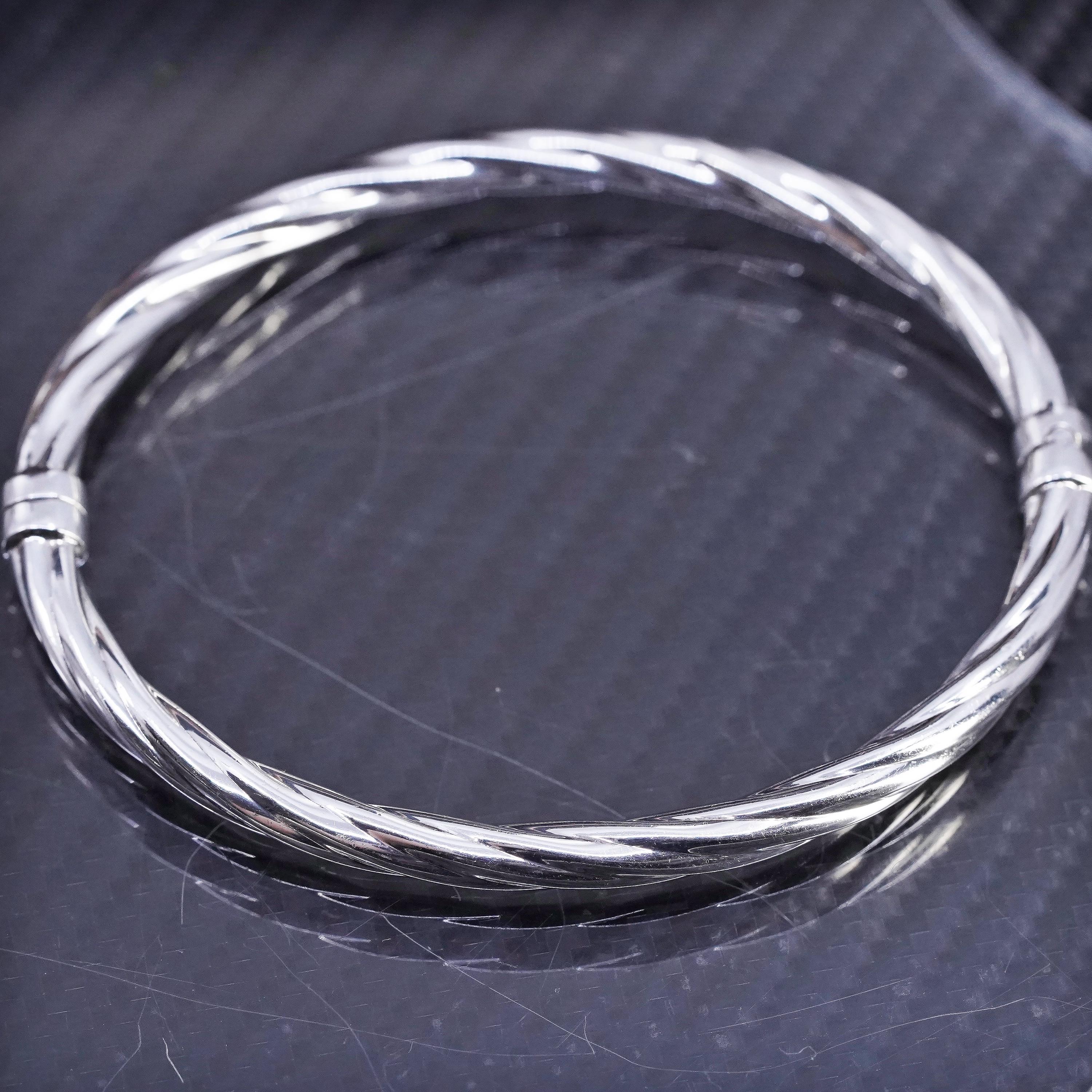 7.75”, Vintage Sterling Silver Twisted Textured 925 Spring Hinged