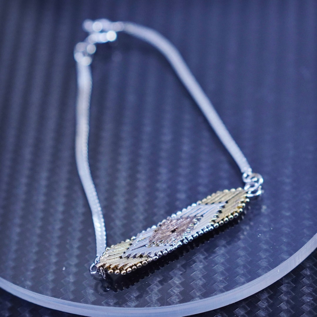 Nuovi orecchini a cerchio con fascino Hot Moments in argento sterling