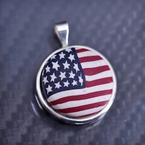 Vintage sterling silver 925 handmade circle American Flag pendant, stamped Ster