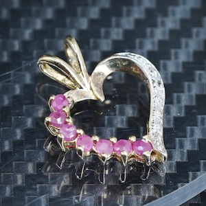 Vintage vermeil gold over sterling silver 925 handmade heart pendant with cluster ruby, stamped 925