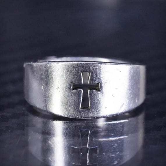Size 4.75, Vintage James Avery Sterling Silver 925 Handmade Cross
